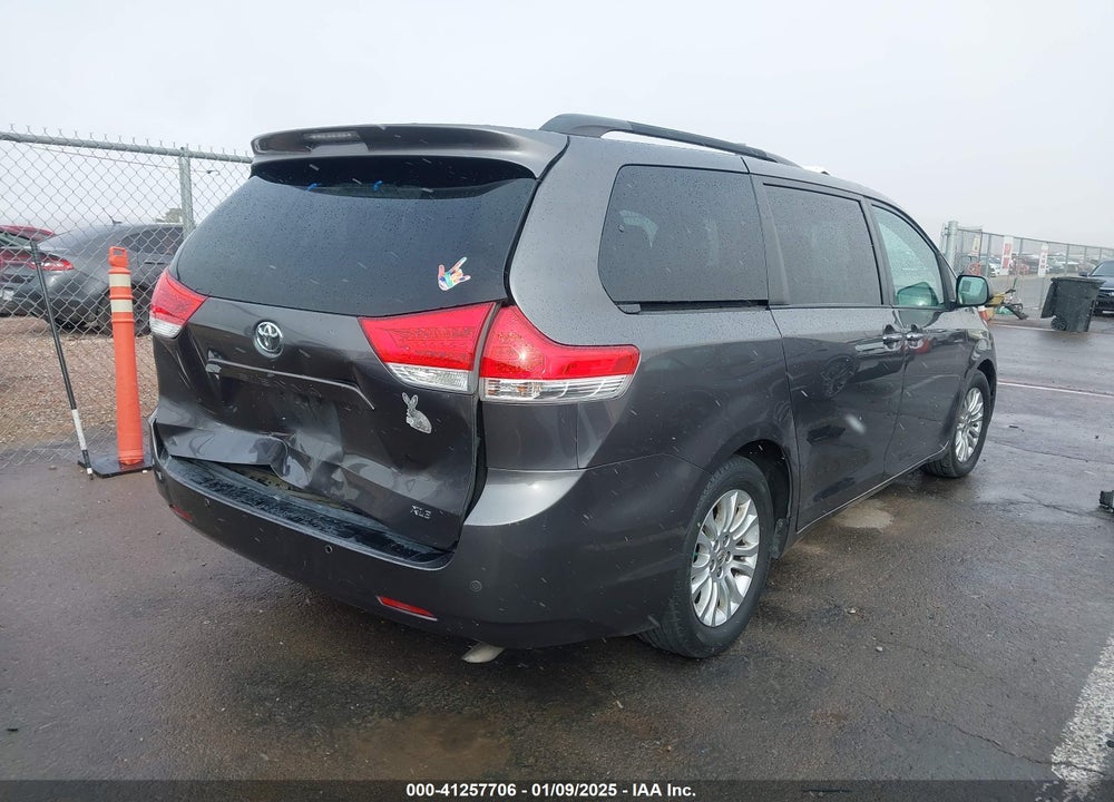 2014 TOYOTA SIENNA XLE LIMITED VIN: 5TDYK3DC7ES459890