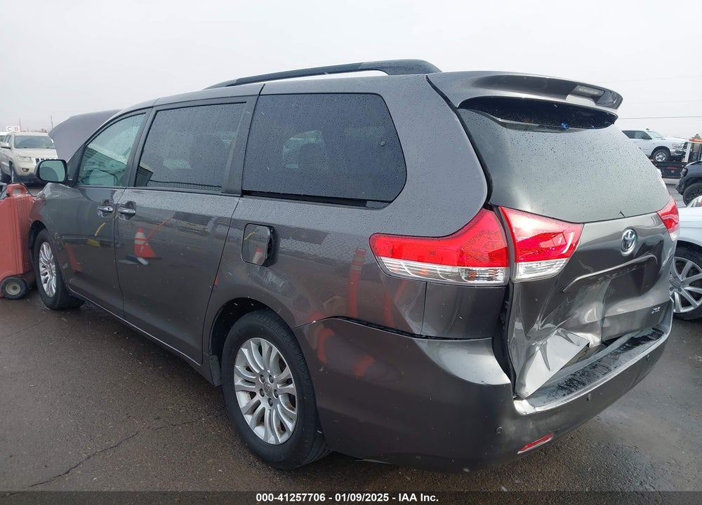 2014 TOYOTA SIENNA XLE LIMITED VIN: 5TDYK3DC7ES459890