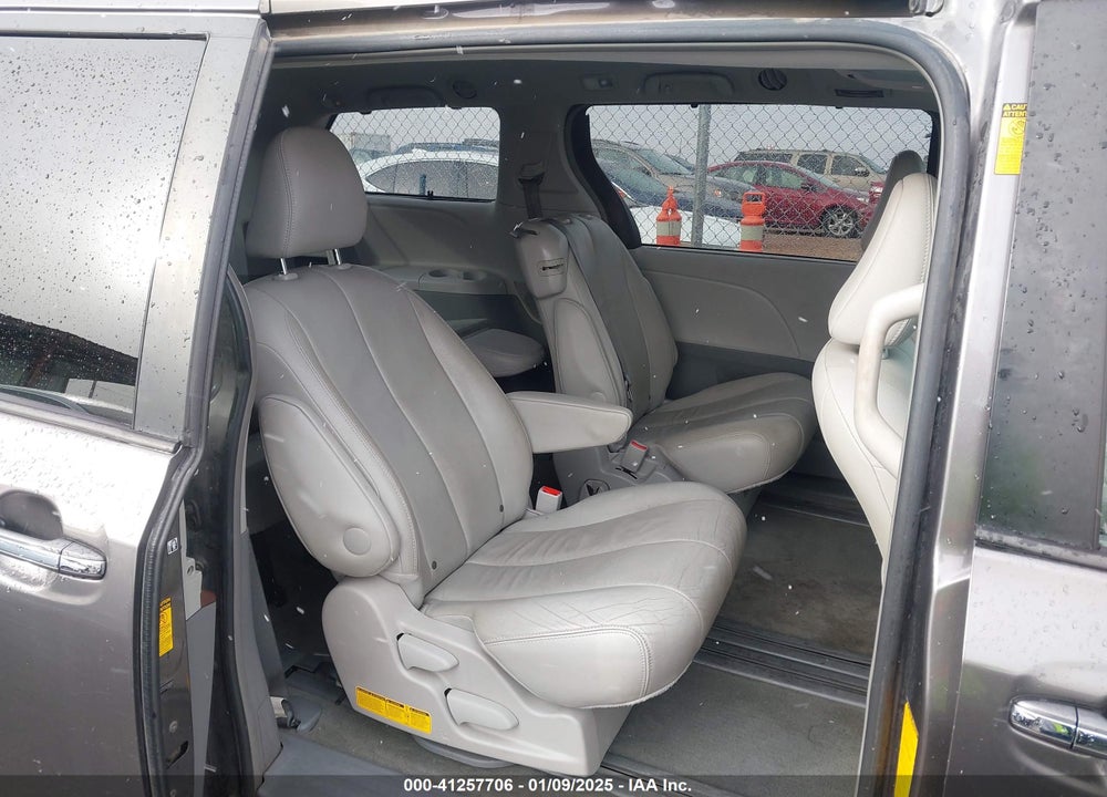 2014 TOYOTA SIENNA XLE LIMITED VIN: 5TDYK3DC7ES459890