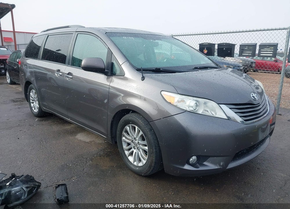 2014 TOYOTA SIENNA XLE LIMITED VIN: 5TDYK3DC7ES459890