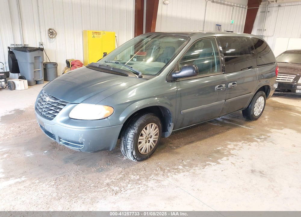 2005 CHRYSLER TOWN & COUNTRY VIN: 1C4GP45R35B287984