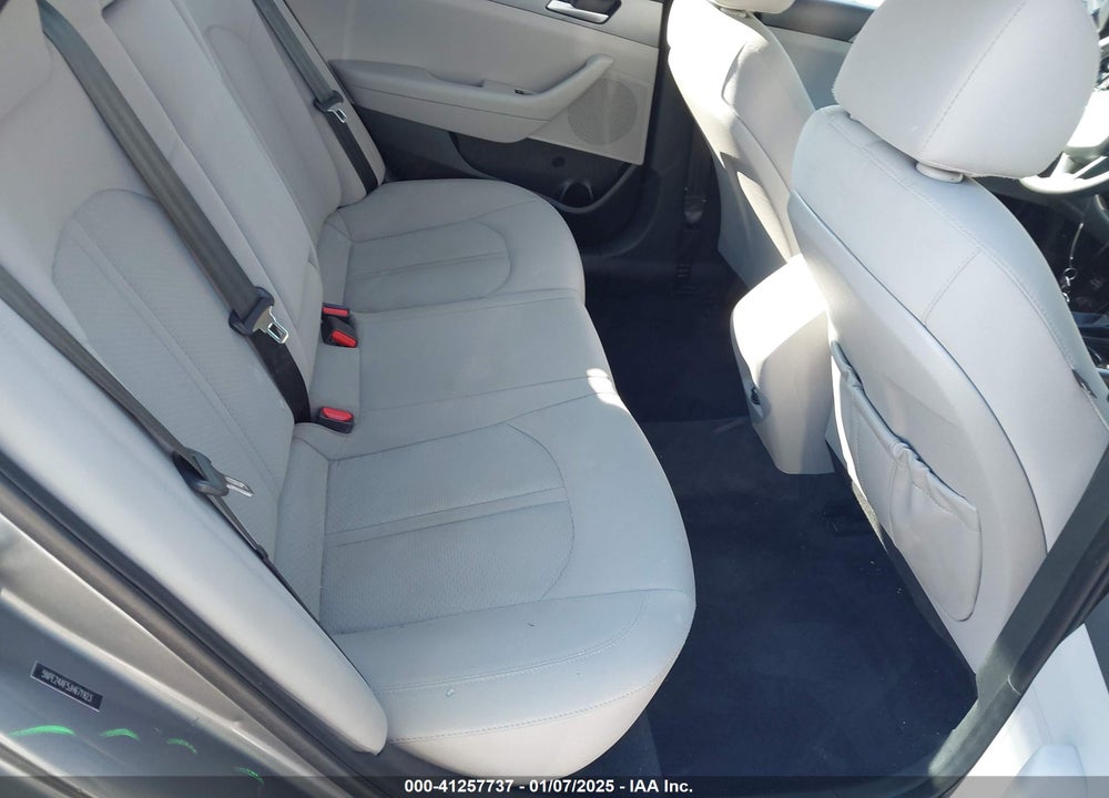 2018 HYUNDAI SONATA VIN: 5NPE24AF5JH671923