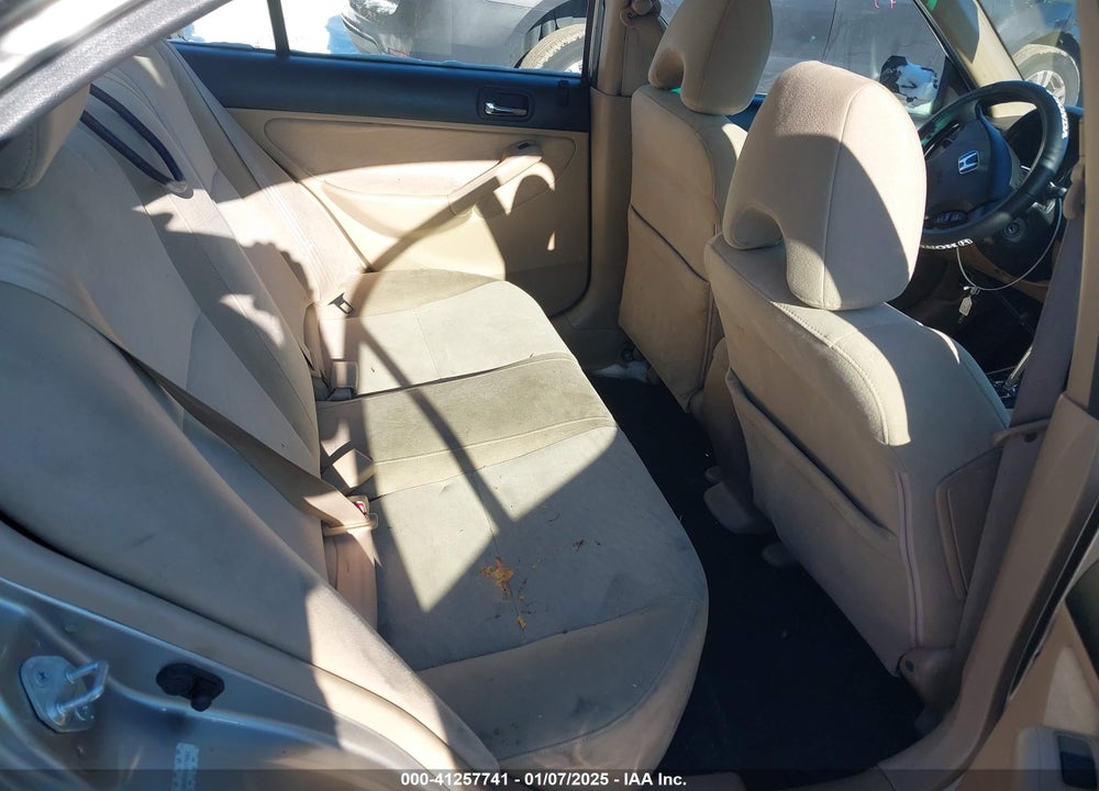 2005 HONDA CIVIC HYBRID VIN: JHMES96685S017882