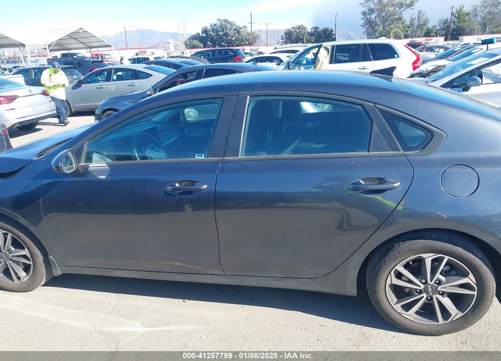 2023 KIA FORTE VIN: 3KPF24AD5PE691024