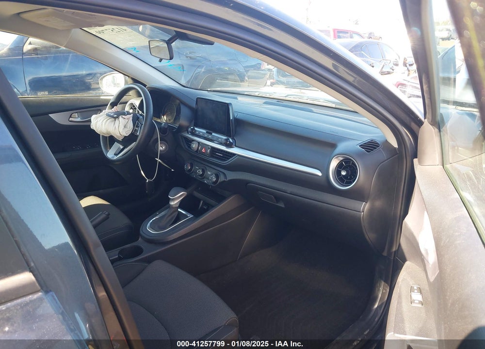 2023 KIA FORTE VIN: 3KPF24AD5PE691024