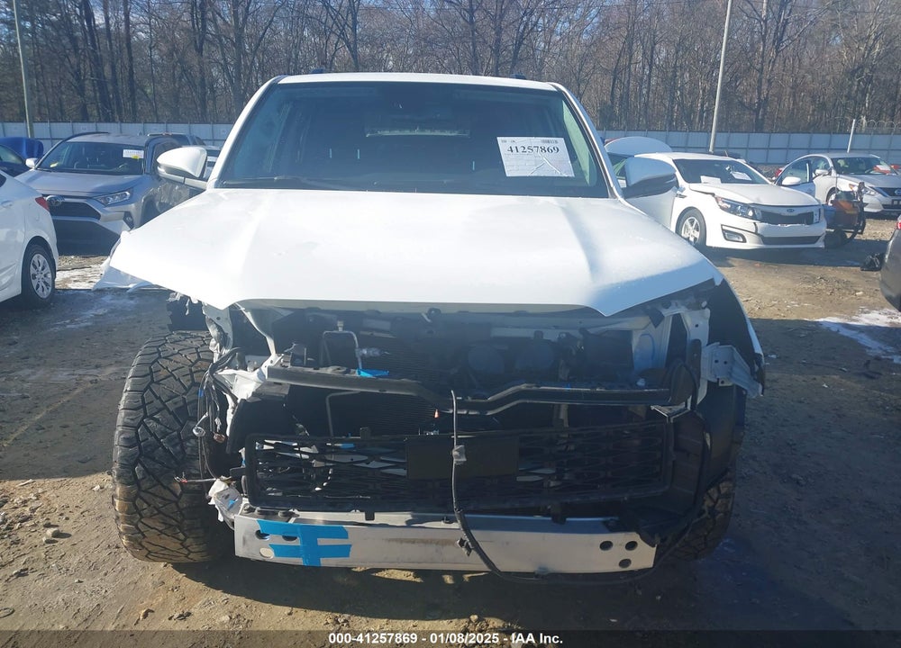 2022 TOYOTA 4RUNNER SR5 PREMIUM VIN: JTENU5JR3N6069821