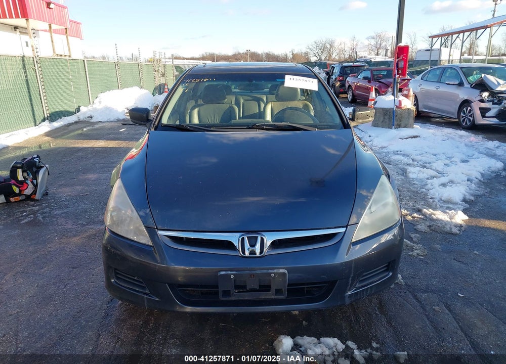 2007 HONDA ACCORD VIN: 1HGCM56857A162031
