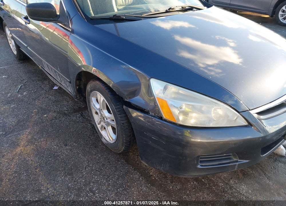 2007 HONDA ACCORD VIN: 1HGCM56857A162031