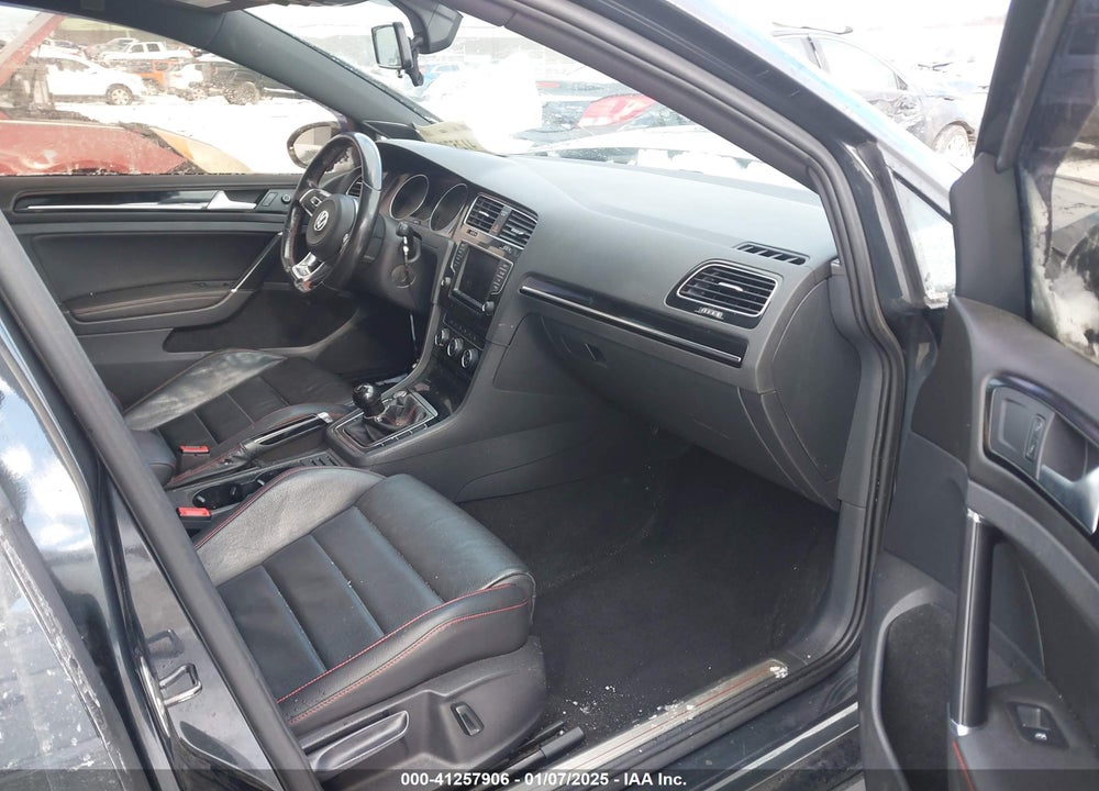 2017 VOLKSWAGEN GTI VIN: 3VW547AU2HM026710