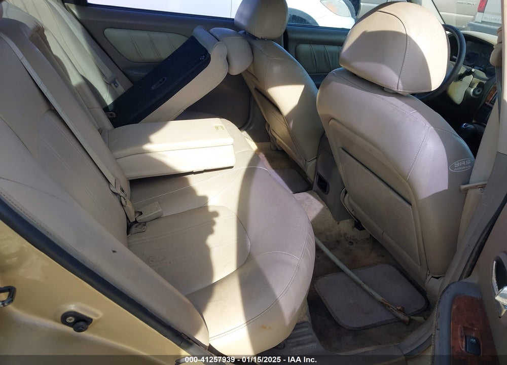 2002 HYUNDAI SONATA GLS/LX VIN: KMHWF35HX2A506484