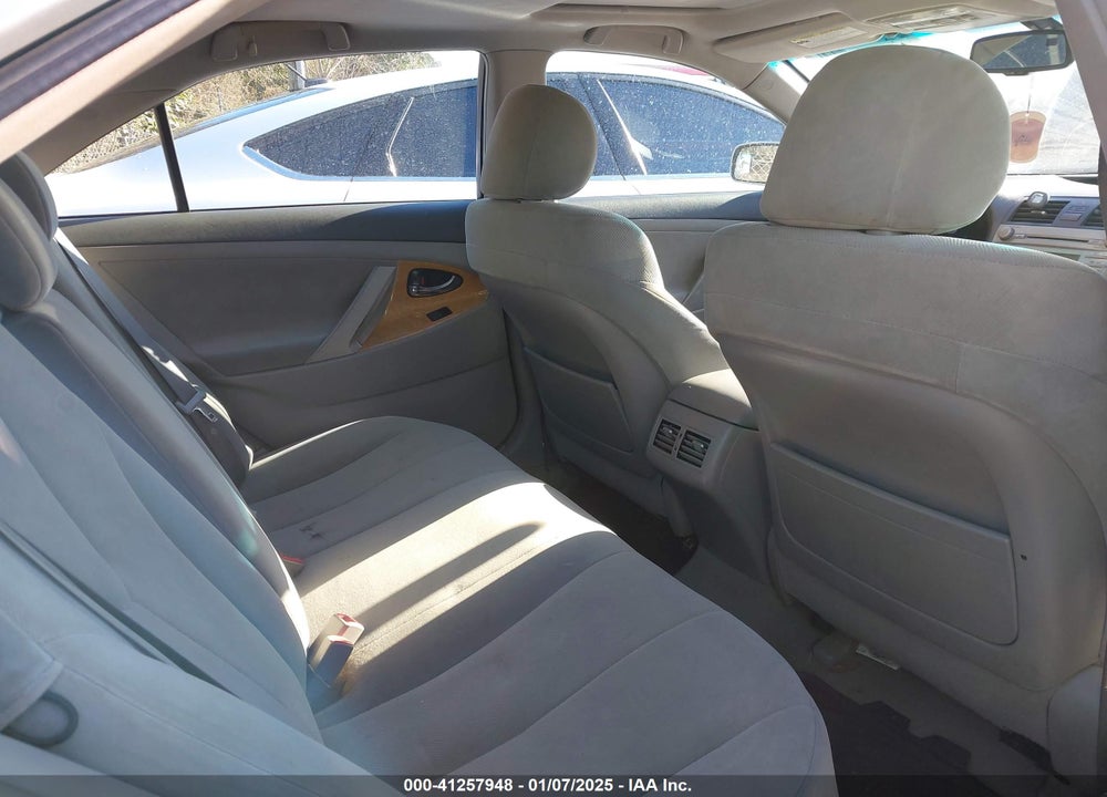 2007 TOYOTA CAMRY XLE VIN: 4T1BE46K77U552507
