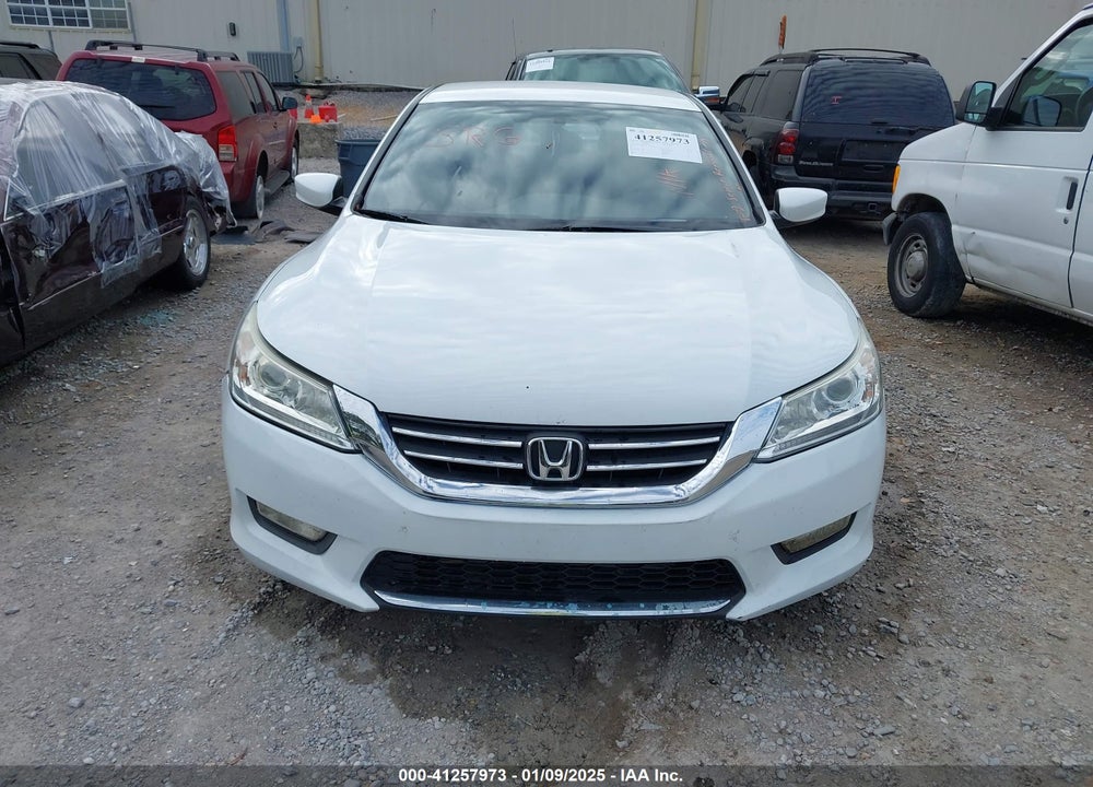 2015 HONDA ACCORD VIN: 1HGCR2F58FA065149