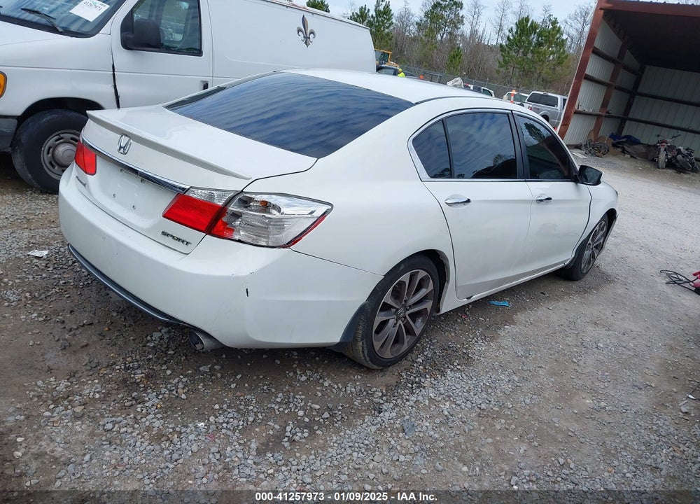 2015 HONDA ACCORD VIN: 1HGCR2F58FA065149
