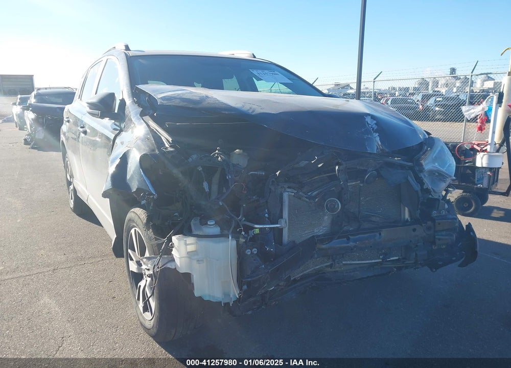 2016 TOYOTA RAV4 XLE VIN: 2T3RFREV4GW535935