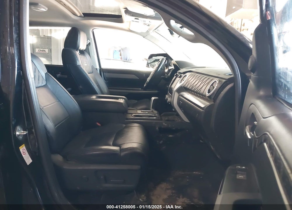 2018 TOYOTA TUNDRA PLATINUM 5.7L V8 VIN: 5TFAW5F19JX765068
