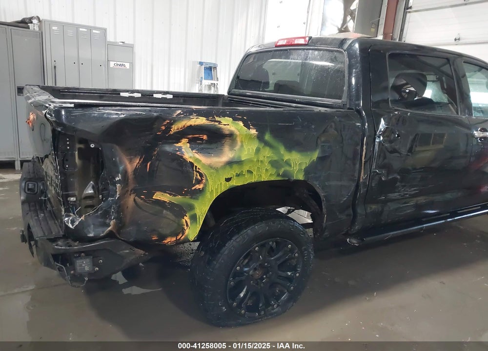2018 TOYOTA TUNDRA PLATINUM 5.7L V8 VIN: 5TFAW5F19JX765068