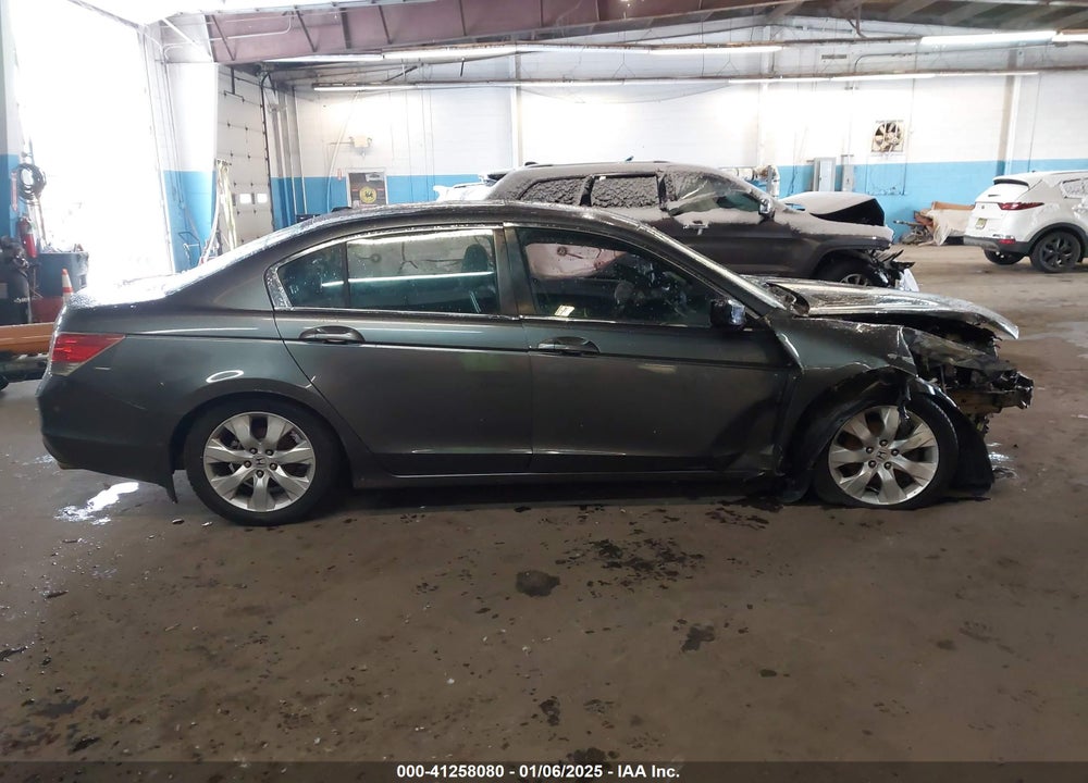 2010 HONDA ACCORD VIN: 1HGCP2F88AA161338