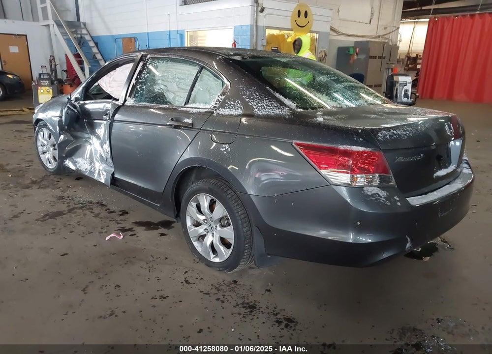 2010 HONDA ACCORD VIN: 1HGCP2F88AA161338