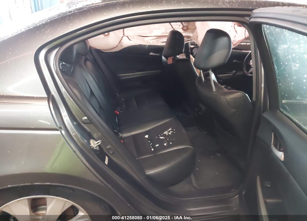 2010 HONDA ACCORD VIN: 1HGCP2F88AA161338