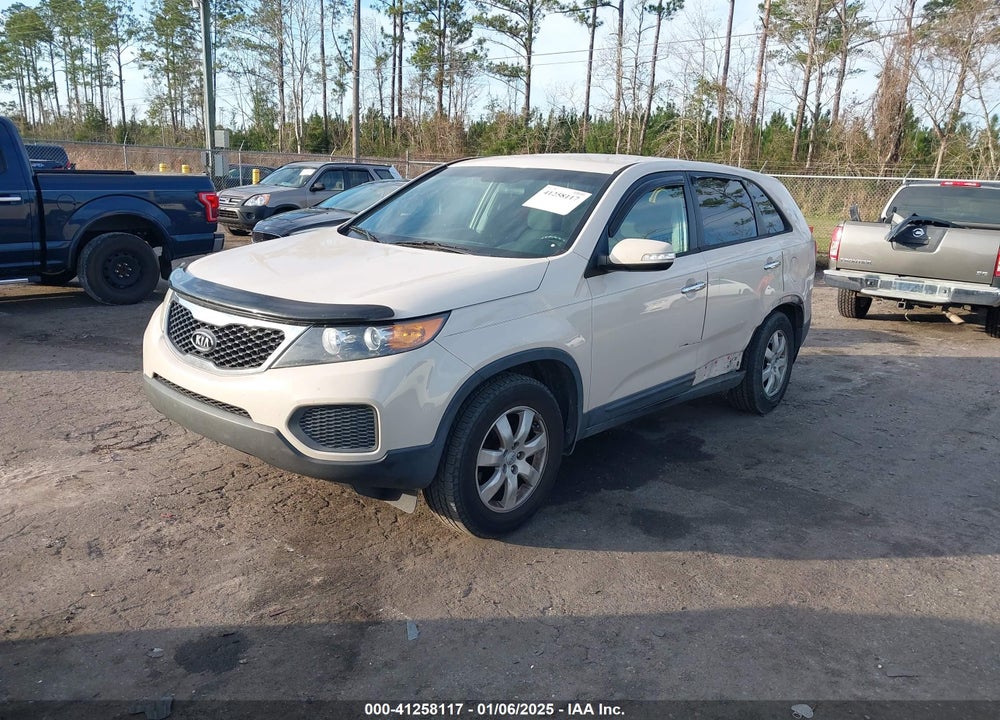 2012 KIA SORENTO LX VIN: 5XYKT3A19CG215805