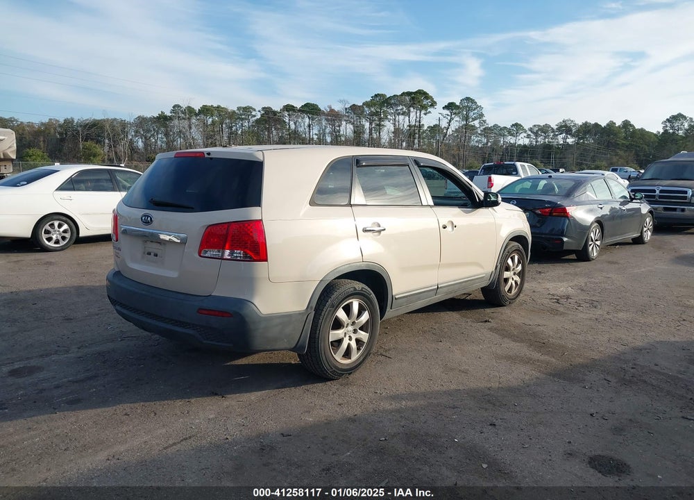 2012 KIA SORENTO LX VIN: 5XYKT3A19CG215805