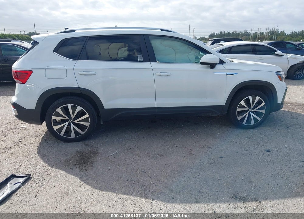2022 VOLKSWAGEN TAOS VIN: 3VVTX7B26NM086209
