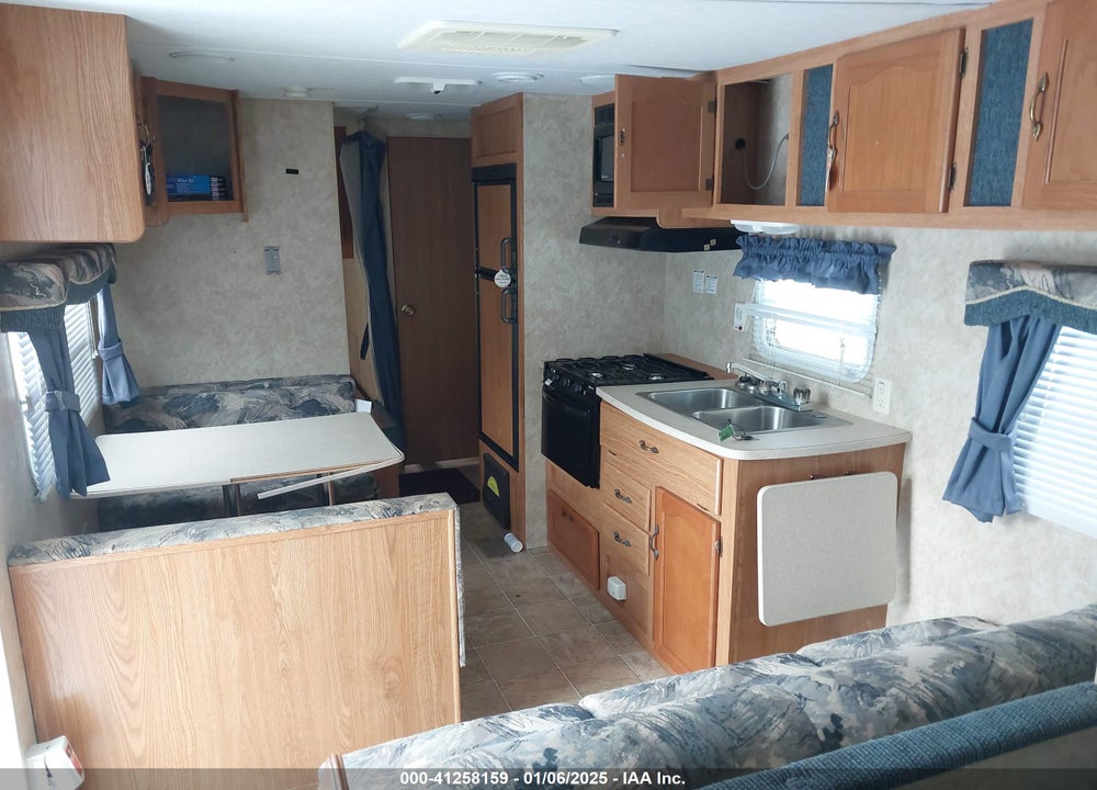 2005 FOREST RIVER SALEM VIN: 4X4TSMC276R394851