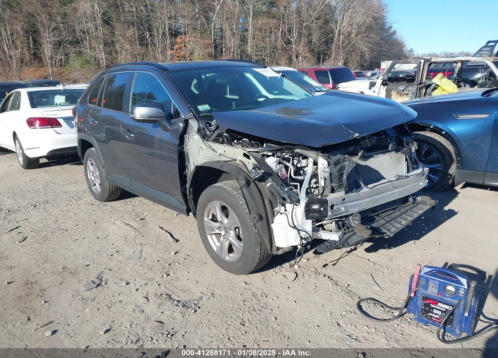 2022 TOYOTA RAV4 XLE VIN: 2T3P1RFV5NC300768