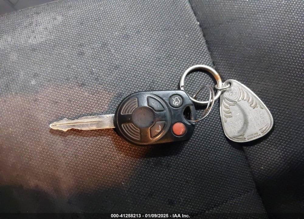 2010 FORD ESCAPE XLT VIN: 1FMCU0DG4AKC35320