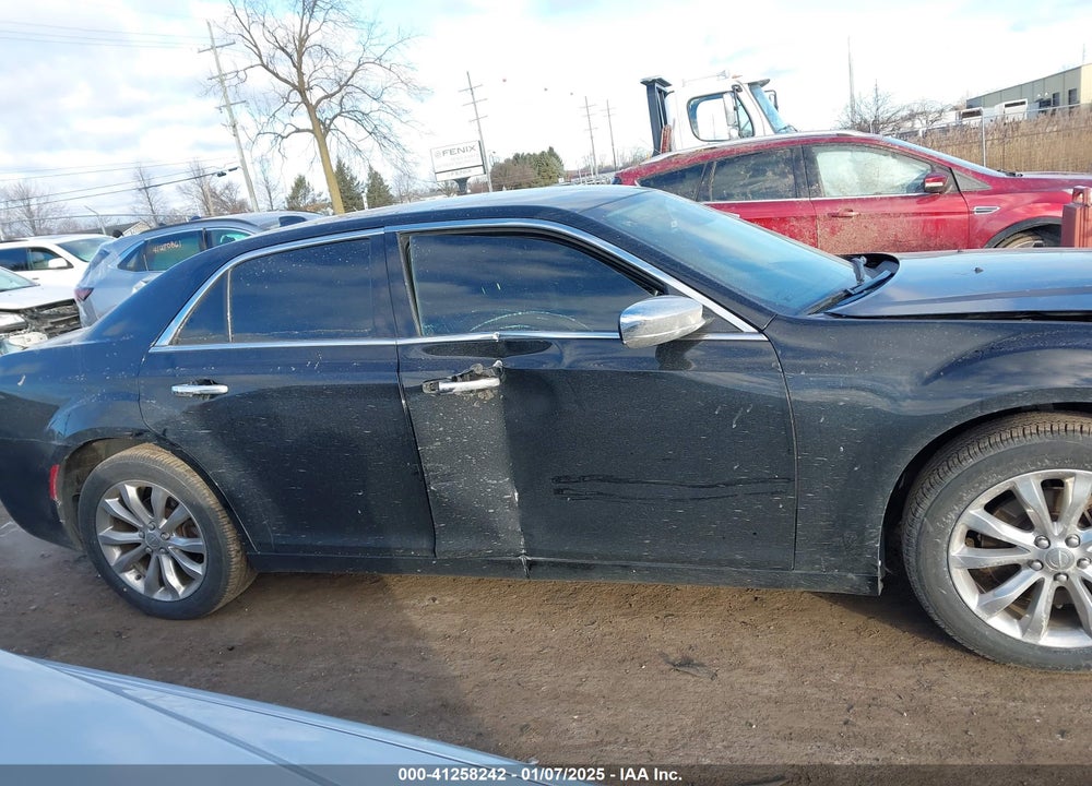 2019 CHRYSLER 300 LIMITED AWD VIN: 2C3CCAKG0KH543016