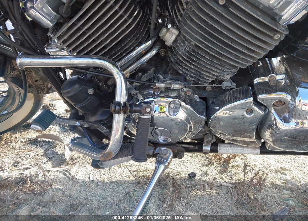 2000 YAMAHA XVS65 A VIN: JYAVM01E4YA025134