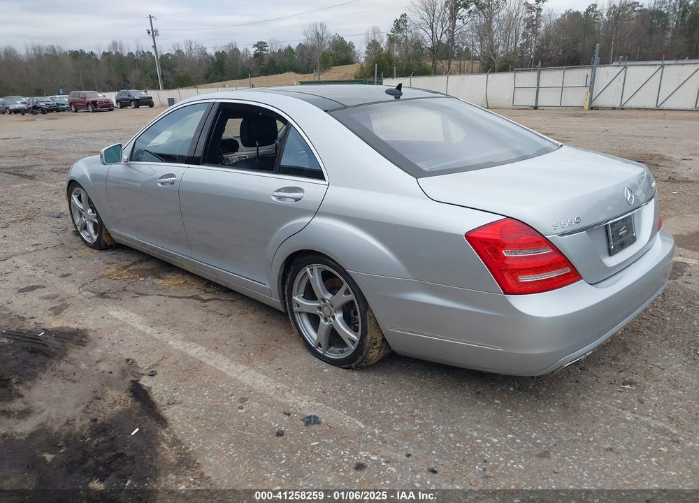 2011 MERCEDES-BENZ S 550 4MATIC VIN: WDDNG8GB0BA374876