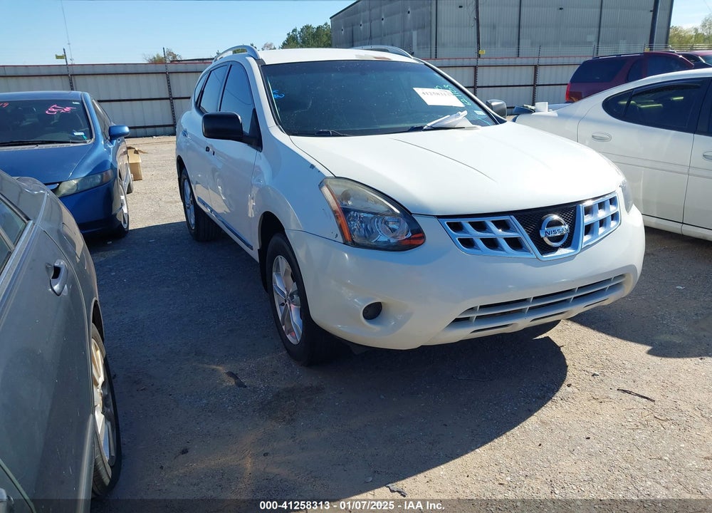 2014 NISSAN ROGUE SELECT S VIN: JN8AS5MT0EW621103
