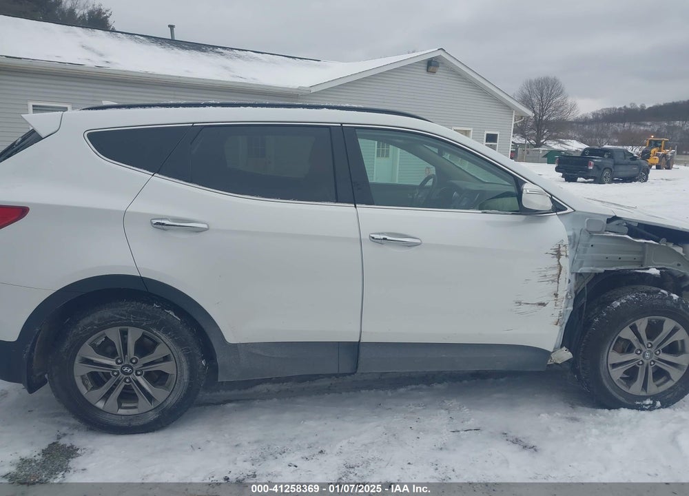 2015 HYUNDAI SANTA FE SPORT 2.4L VIN: 5XYZUDLB8FG267776