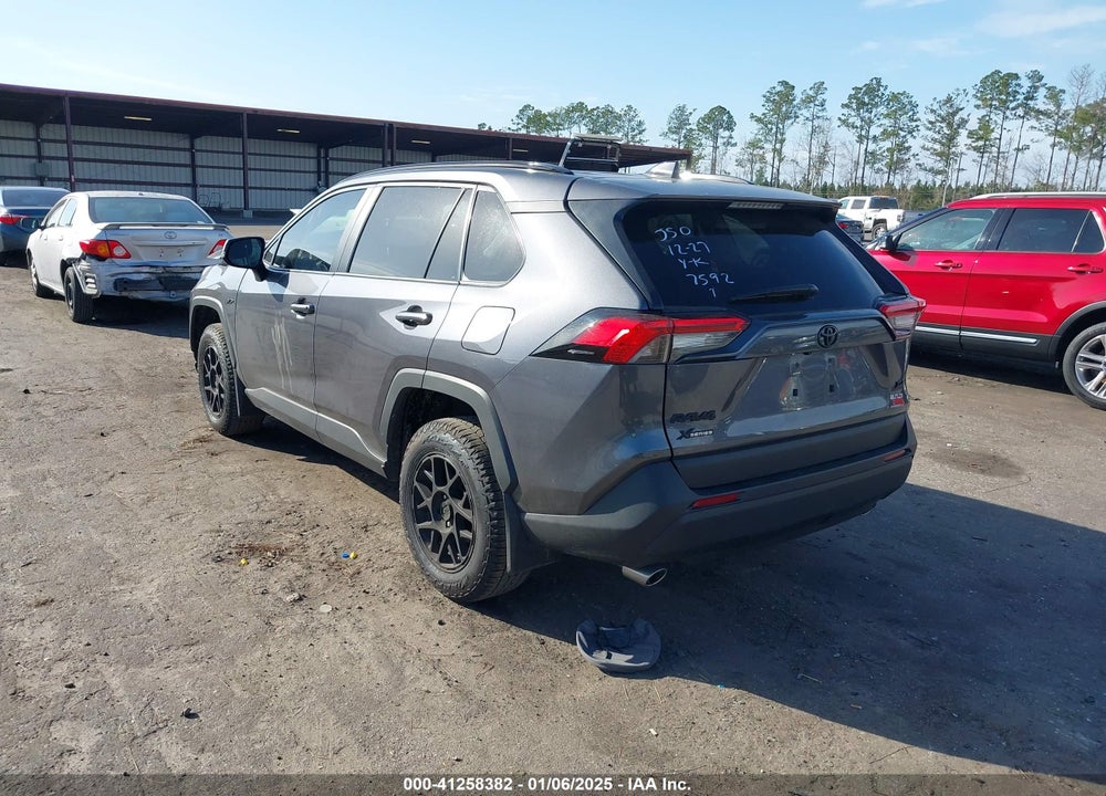 2024 TOYOTA RAV4 XLE VIN: 2T3W1RFV4RC292759