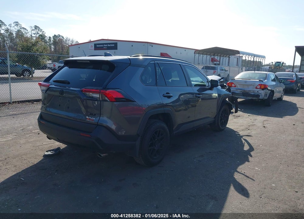 2024 TOYOTA RAV4 XLE VIN: 2T3W1RFV4RC292759