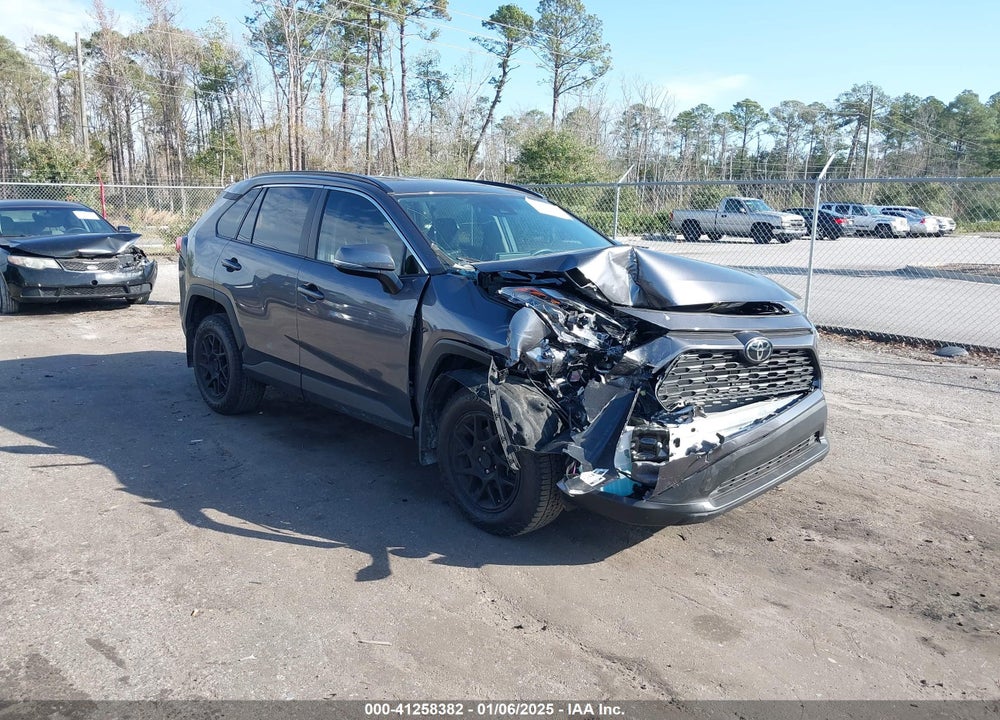 2024 TOYOTA RAV4 XLE VIN: 2T3W1RFV4RC292759