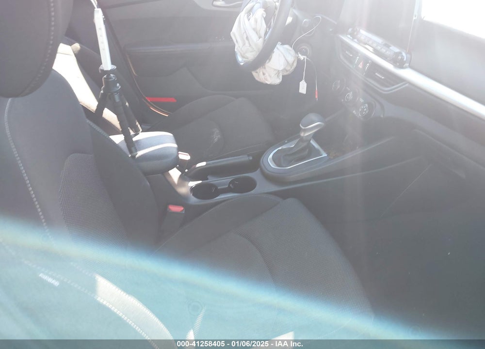 2020 KIA FORTE VIN: 3KPF24AD7LE202178