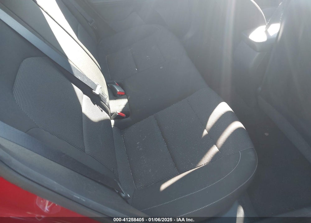 2020 KIA FORTE VIN: 3KPF24AD7LE202178