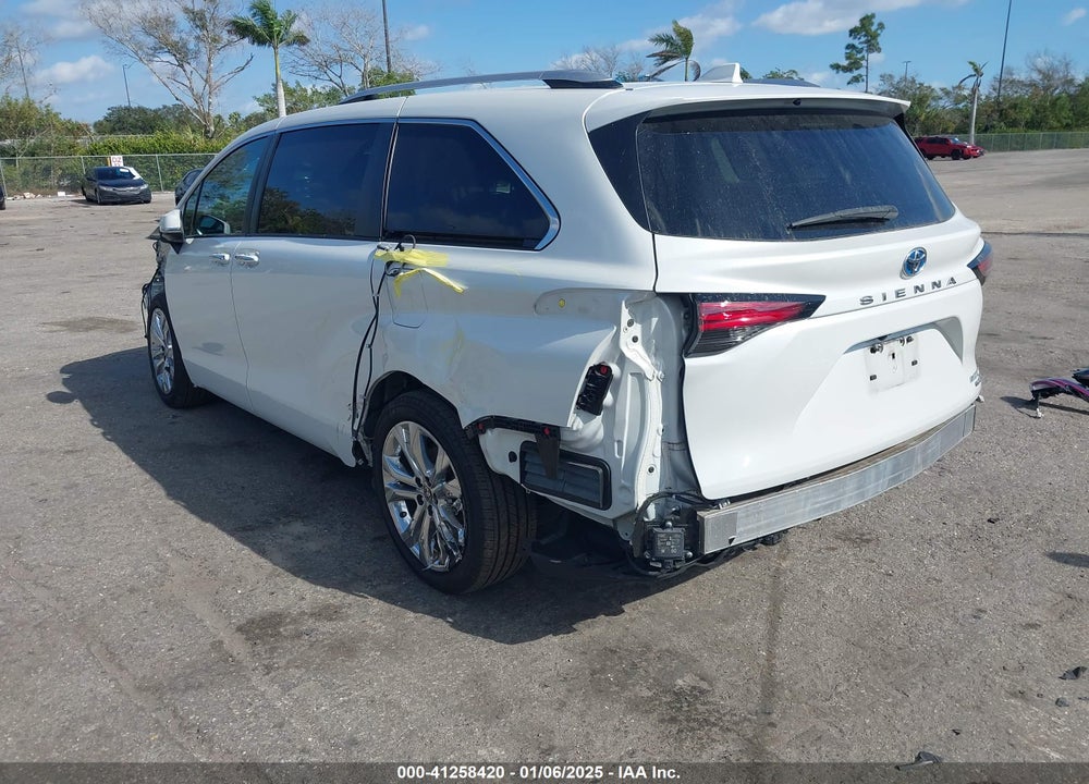 2022 TOYOTA SIENNA PLATINUM VIN: 5TDERKEC5NS101257