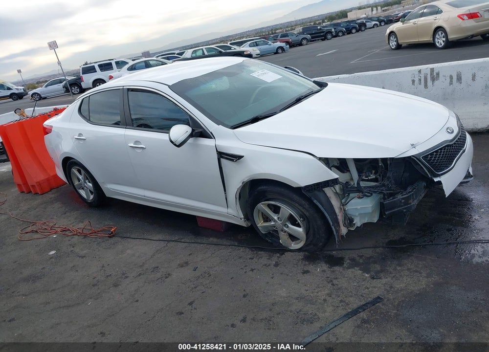 2015 KIA OPTIMA VIN: KNAGM4A79F5639203