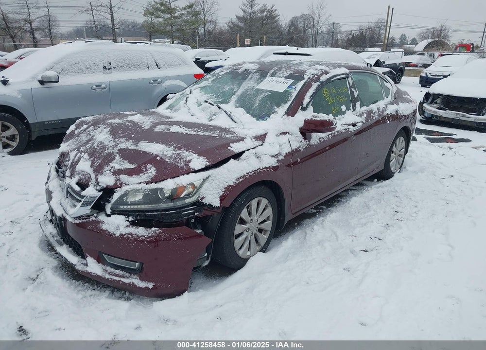 2013 HONDA ACCORD VIN: 1HGCR2F81DA039306