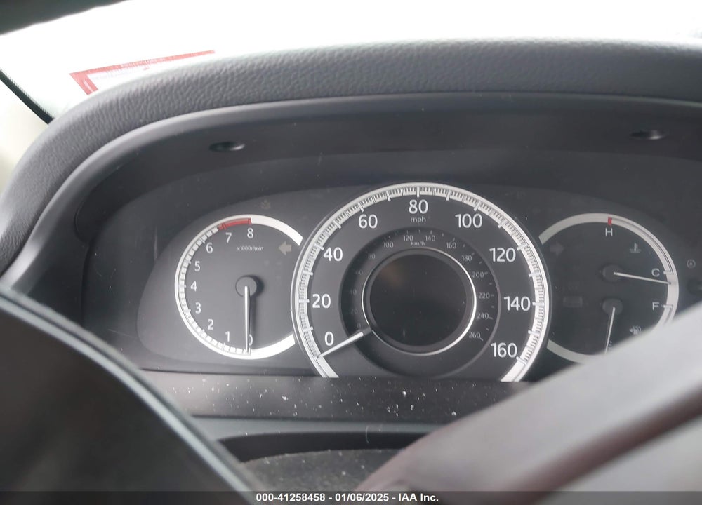 2013 HONDA ACCORD VIN: 1HGCR2F81DA039306