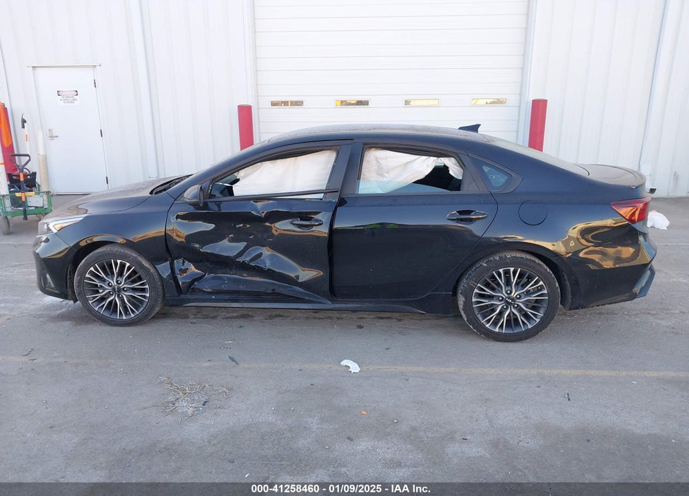 2024 KIA FORTE GT LINE VIN: 3KPF54AD8RE738959