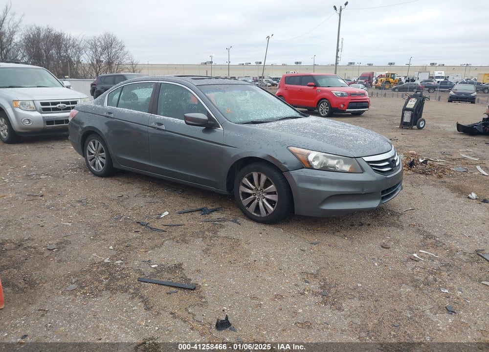 2011 HONDA ACCORD 2.4 EX VIN: 1HGCP2F7XBA030842