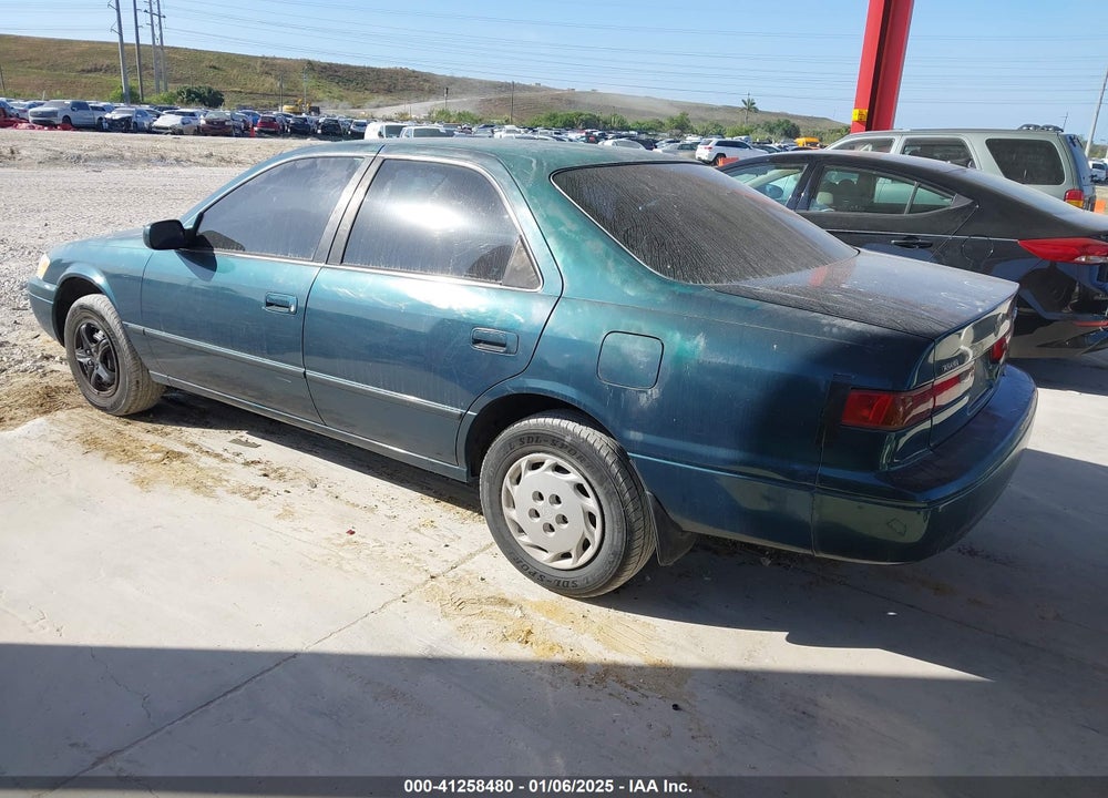 1997 TOYOTA CAMRY LE VIN: 4T1BG22K3VU775306