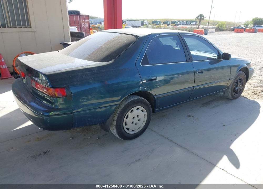 1997 TOYOTA CAMRY LE VIN: 4T1BG22K3VU775306