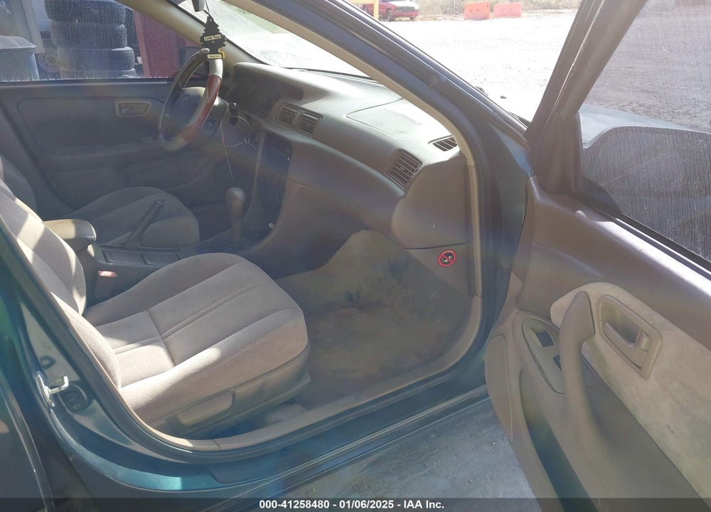 1997 TOYOTA CAMRY LE VIN: 4T1BG22K3VU775306
