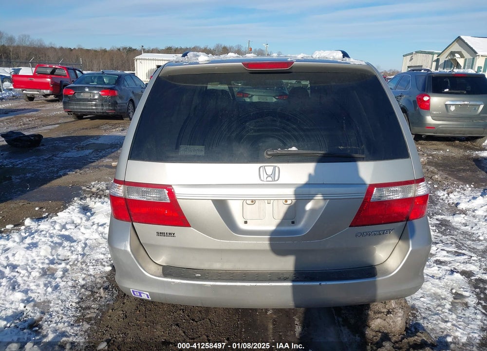 2005 HONDA ODYSSEY EX-L VIN: 5FNRL38605B414817