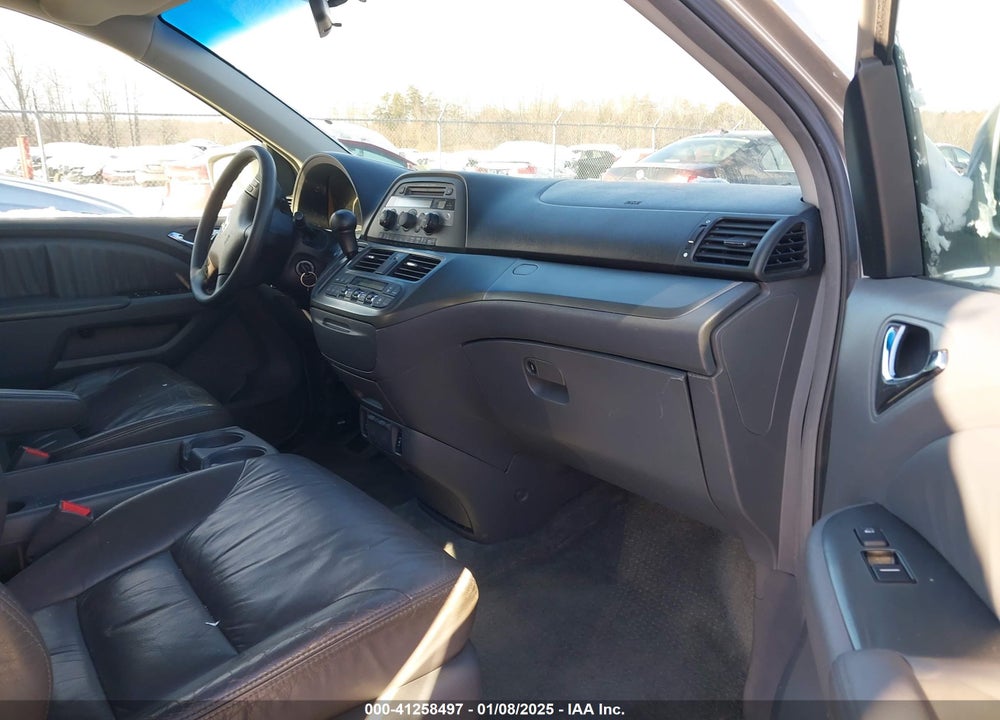 2005 HONDA ODYSSEY EX-L VIN: 5FNRL38605B414817